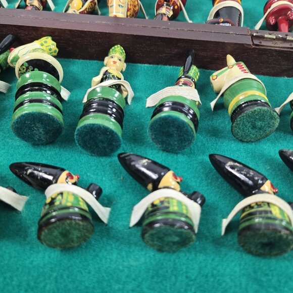 Vintage Chess Set Hungarian Folk Art Erzgebirge Complete Hand-painted Wood - Picture 12 of 16